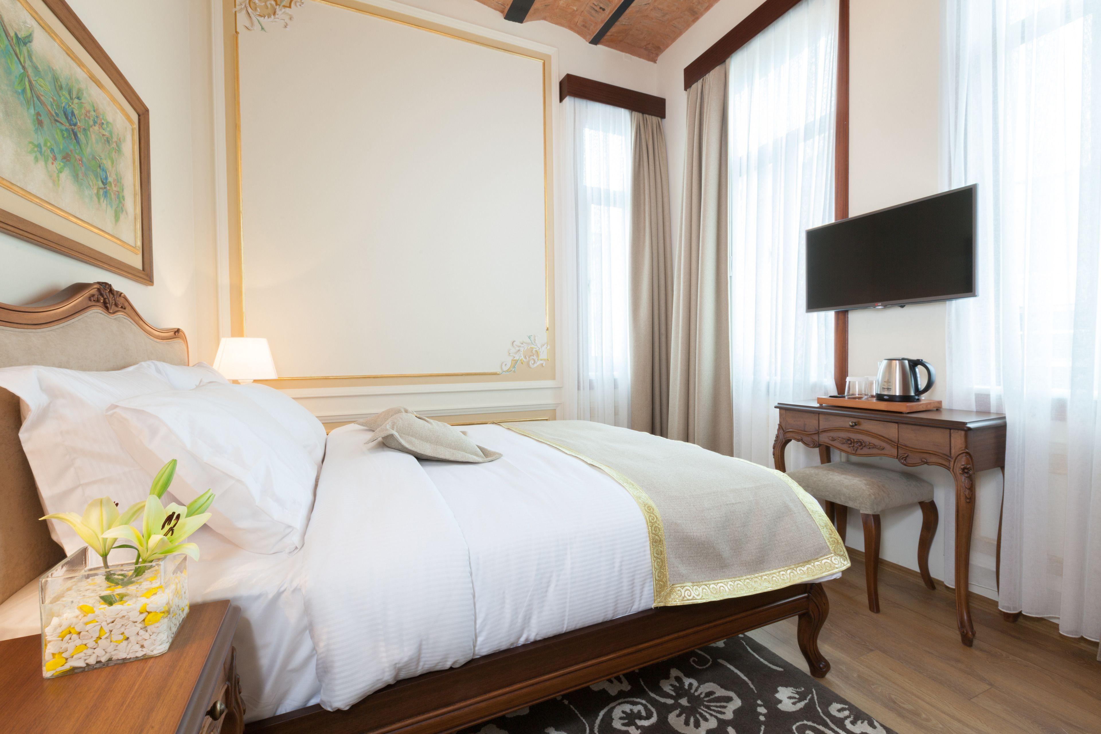 Hotel Pera Parma — Photos 3